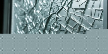 业主玻璃损坏，物业有责任吗？