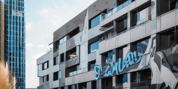 物业屏蔽业主群违法吗？