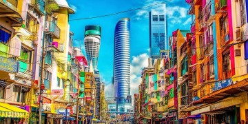 万彩城物业真的管事吗？