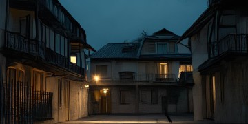 物业会在晚上进行巡逻吗？