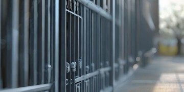 物业有权扣押外地车位吗？