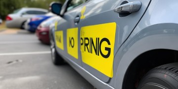 物业贴违停标贴用什么胶合适？